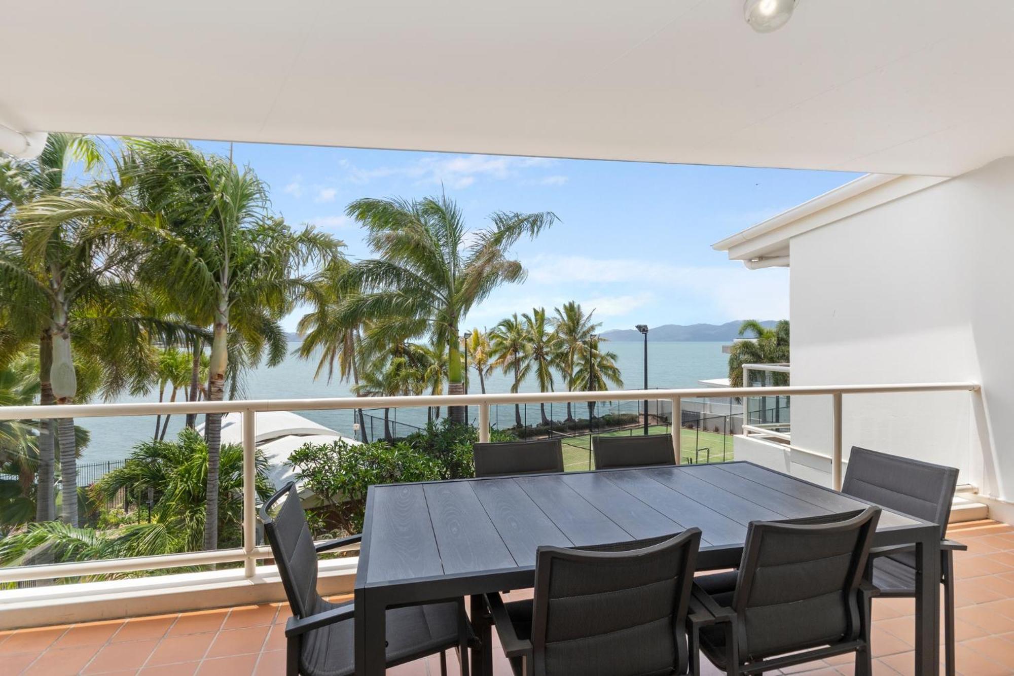 Mariners North Holiday Apartments Townsville Exterior photo