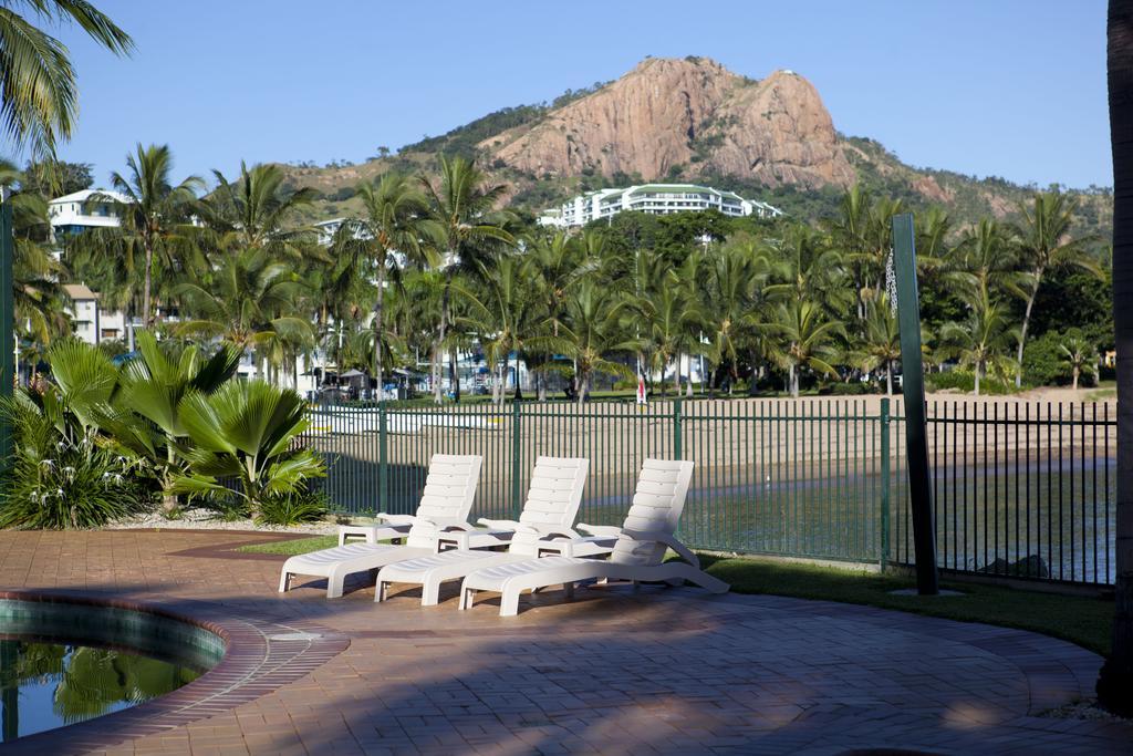 Mariners North Holiday Apartments Townsville Exterior photo