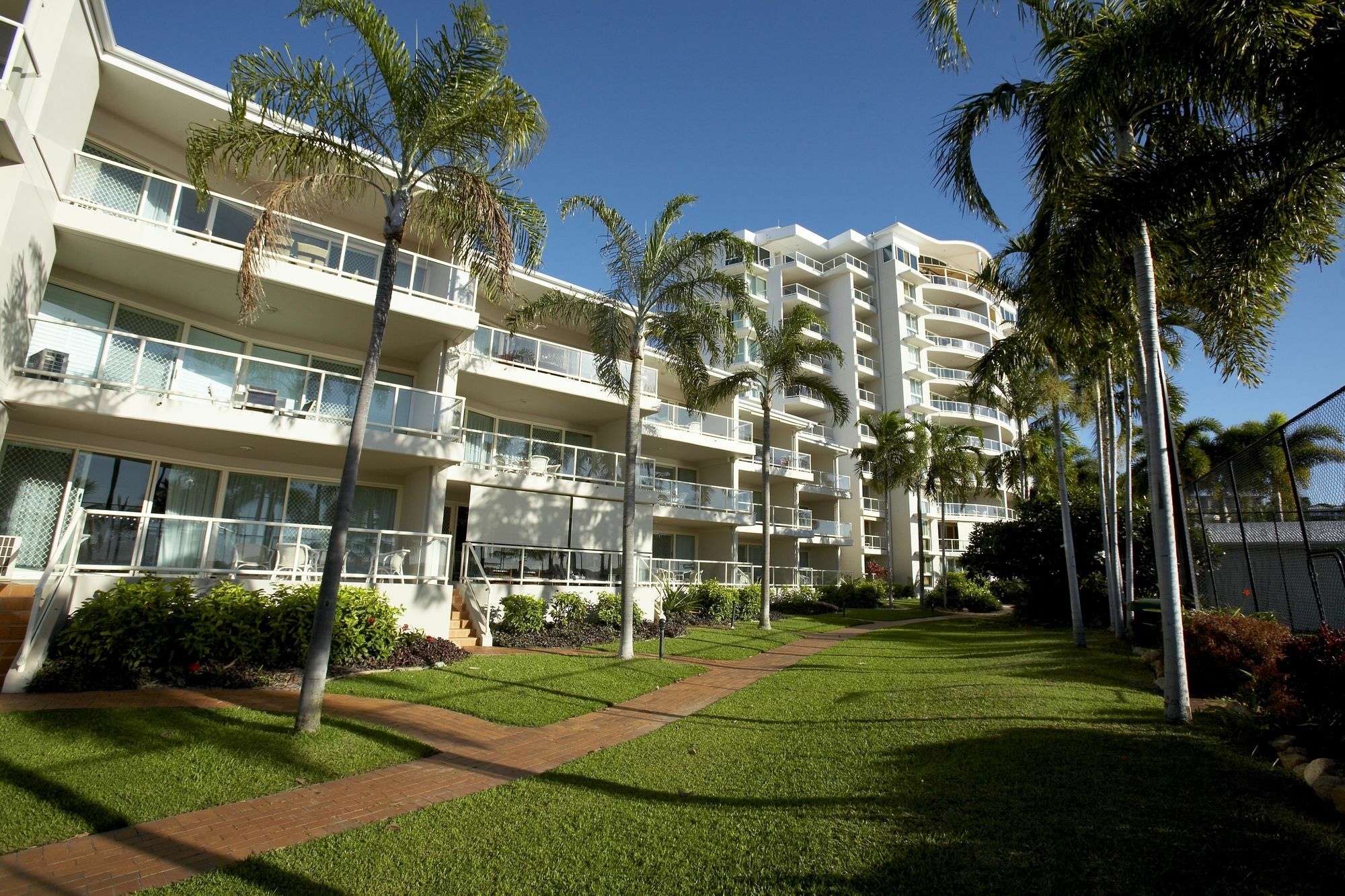 Mariners North Holiday Apartments Townsville Exterior photo