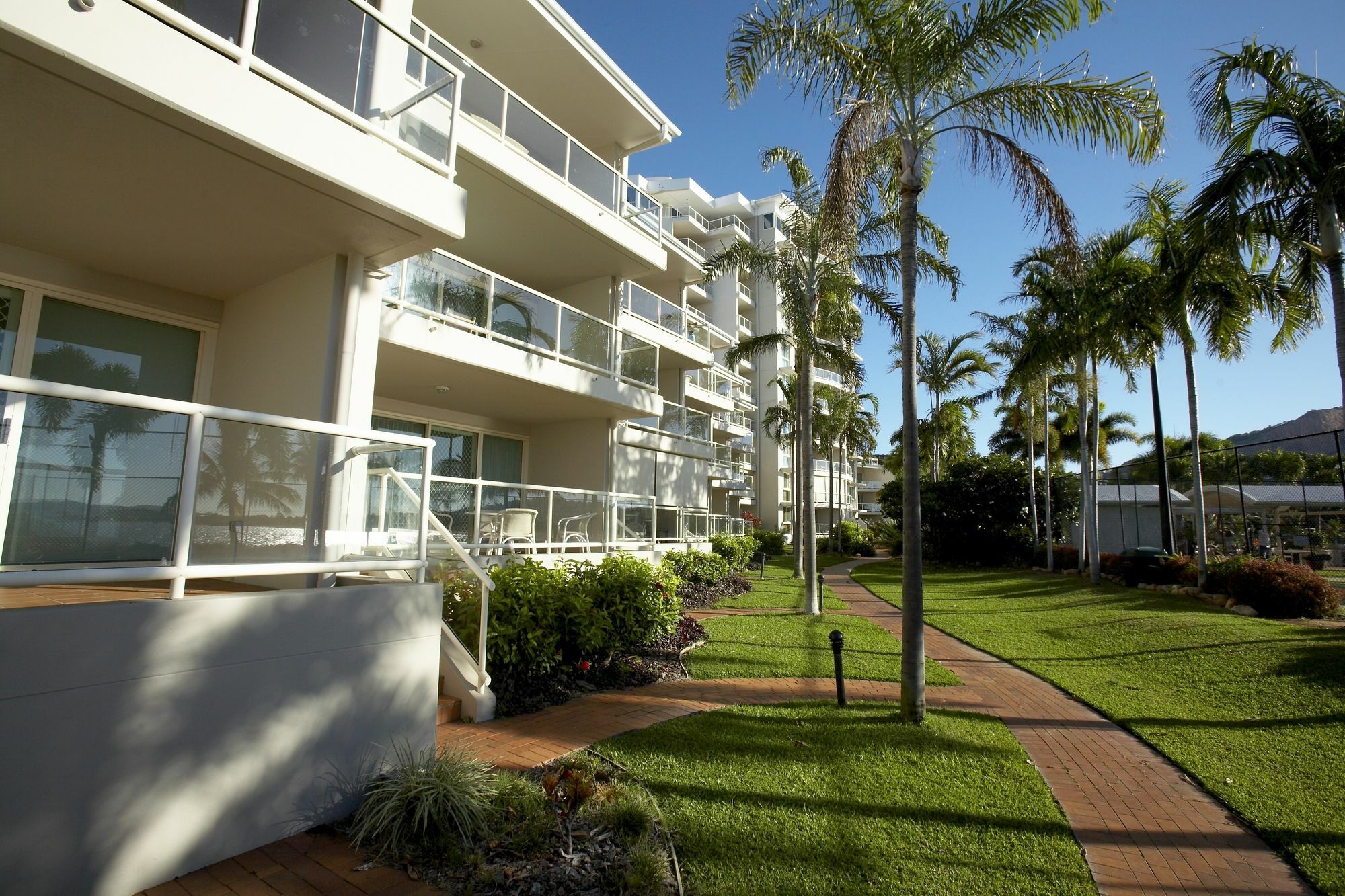 Mariners North Holiday Apartments Townsville Exterior photo