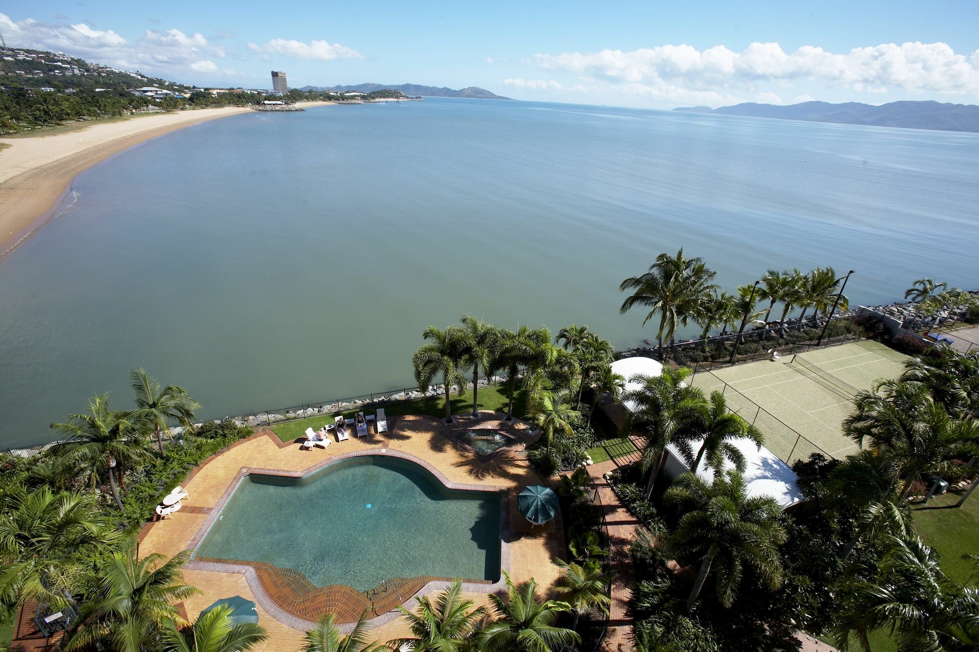 Mariners North Holiday Apartments Townsville Exterior photo